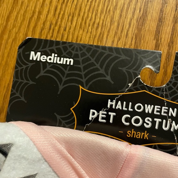 Halloween Shark dress up dog costume - Picture 6 of 7